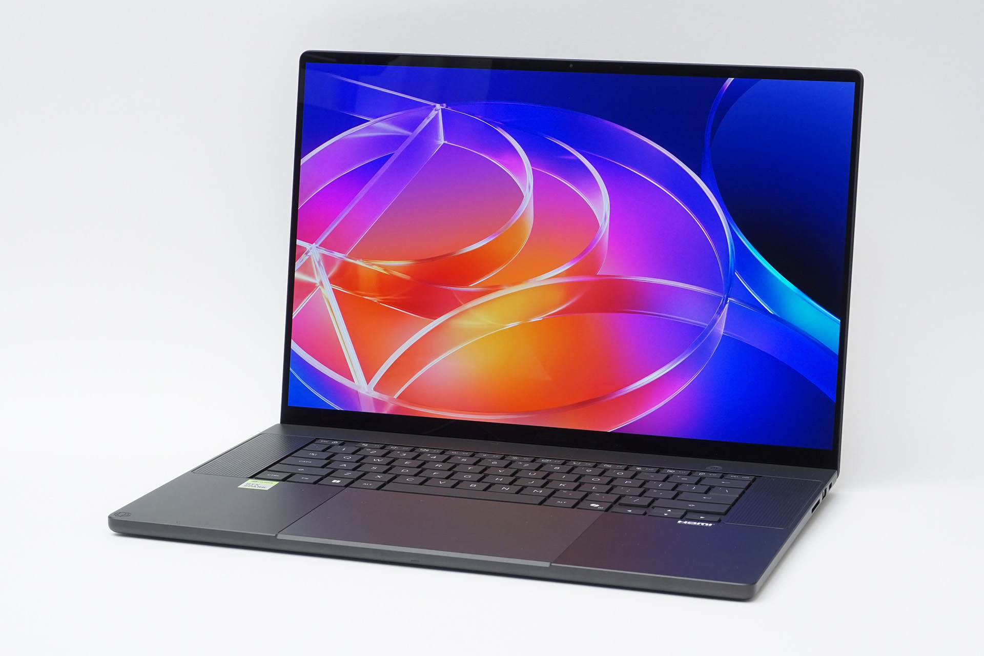 ASUS「ProArt P16(H7607)」