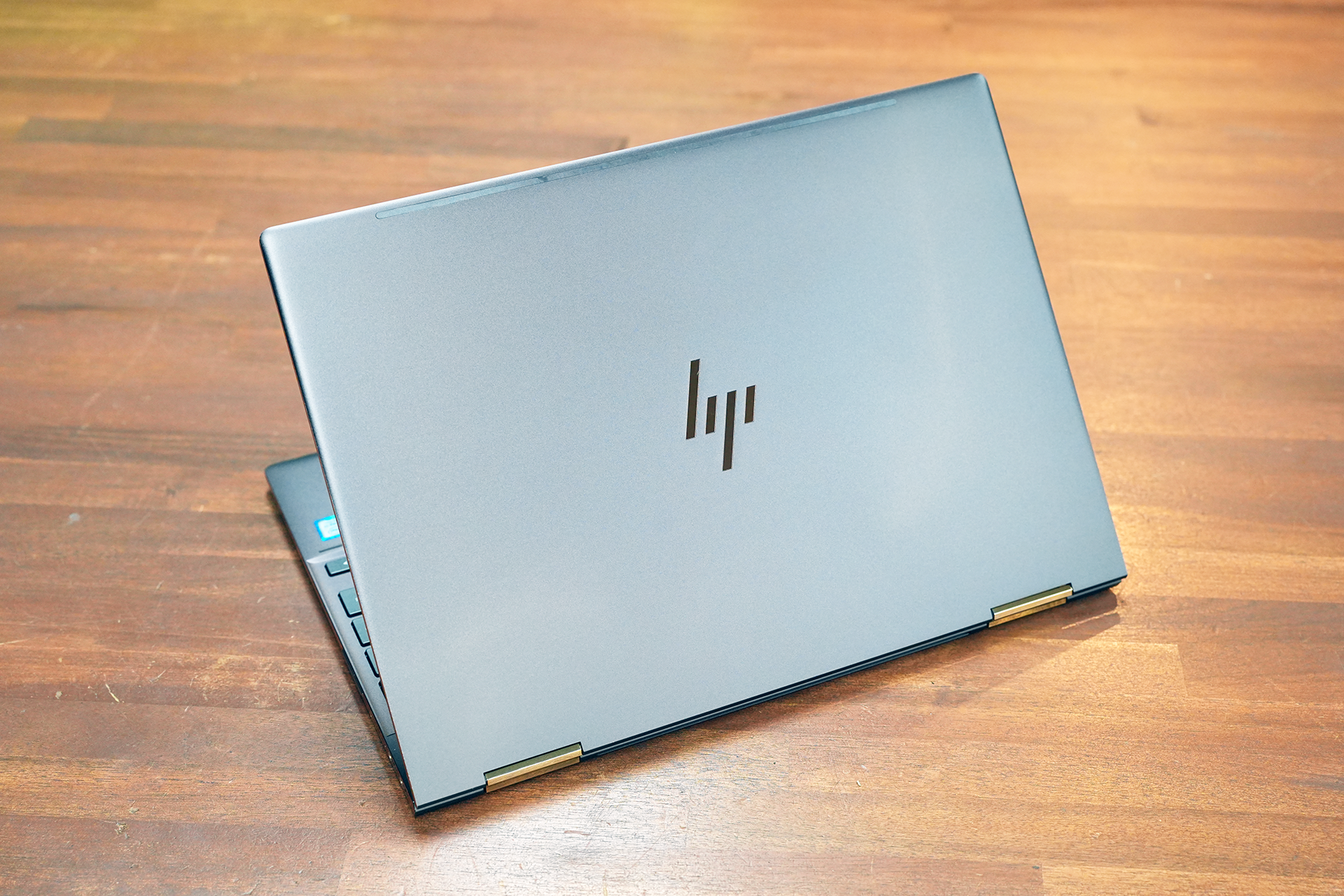 10年近く前のPCだが、4Kの高解像度のディスプレイを備える
