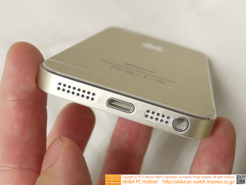 側面用のシールも付属する