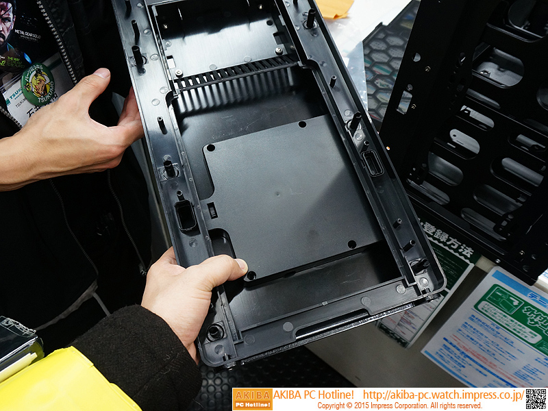 薄型光学ドライブベイ