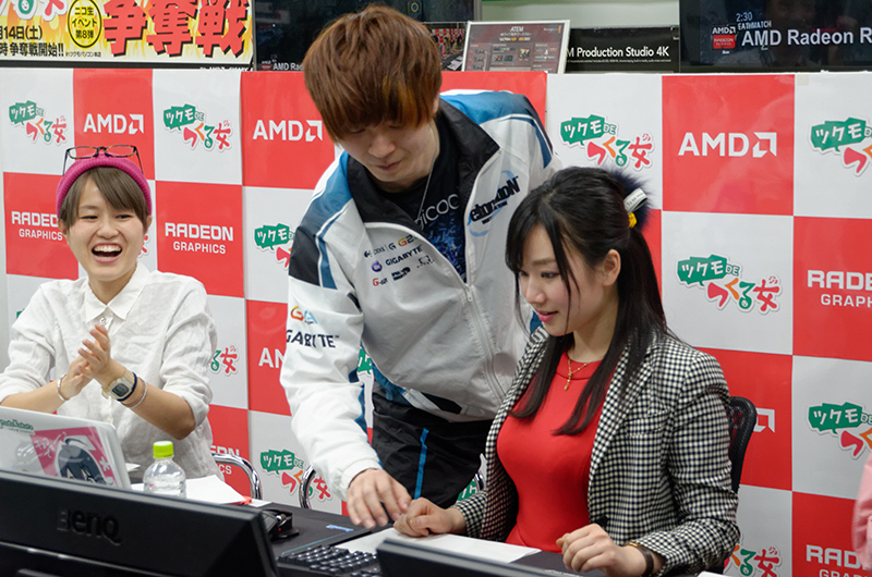 真剣勝負のさなかに助けを求める氏川さん