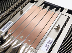 ファンレスでゲームが遊べる？高冷却クーラー搭載の「STRIX GTX 980 Ti