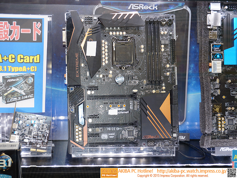 ASRock製マザー