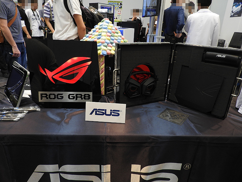 また、COMPUTEXで展示されていたアイテムも特別に展示されていた