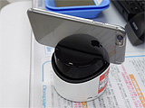 人物を自動追尾するスマホ向け雲台「パパラッチくん」が登場 - AKIBA 