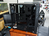 強化ガラス採用の「魅せる」PCケースに安価なモデル、IN WIN製 - AKIBA