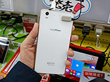 驚きの軽さ、ヤマダ電機のWindows 10スマホ「Every Phone」が