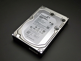 ⭐️即購入歓迎 Seagate Archive 8TB HDD 動作良好 後ろへ向かって前進 Act.2: 不安だけど、Seagateの安い8TB HDD(Archive