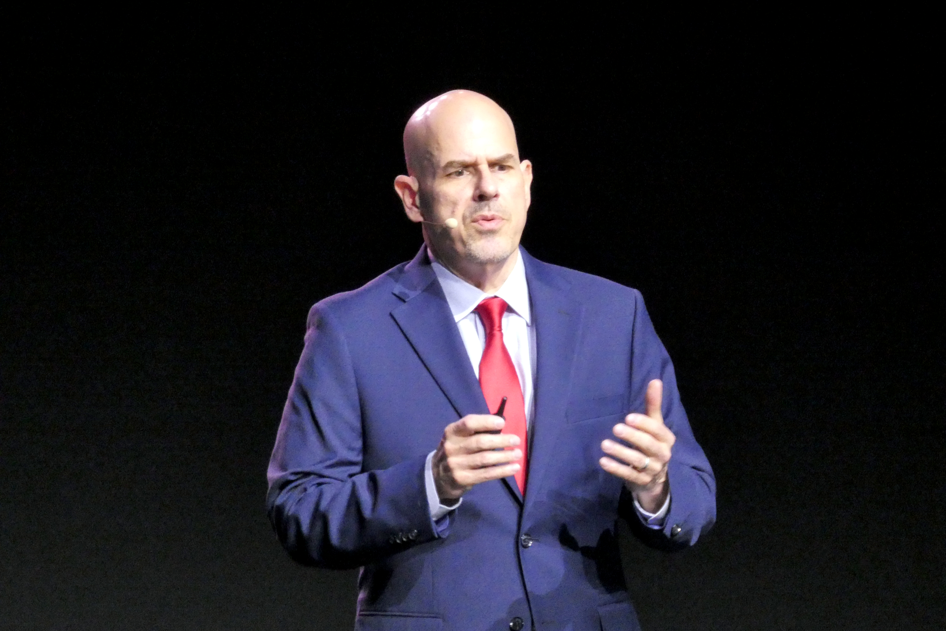 オラクル CEOのマイク・シシリア氏