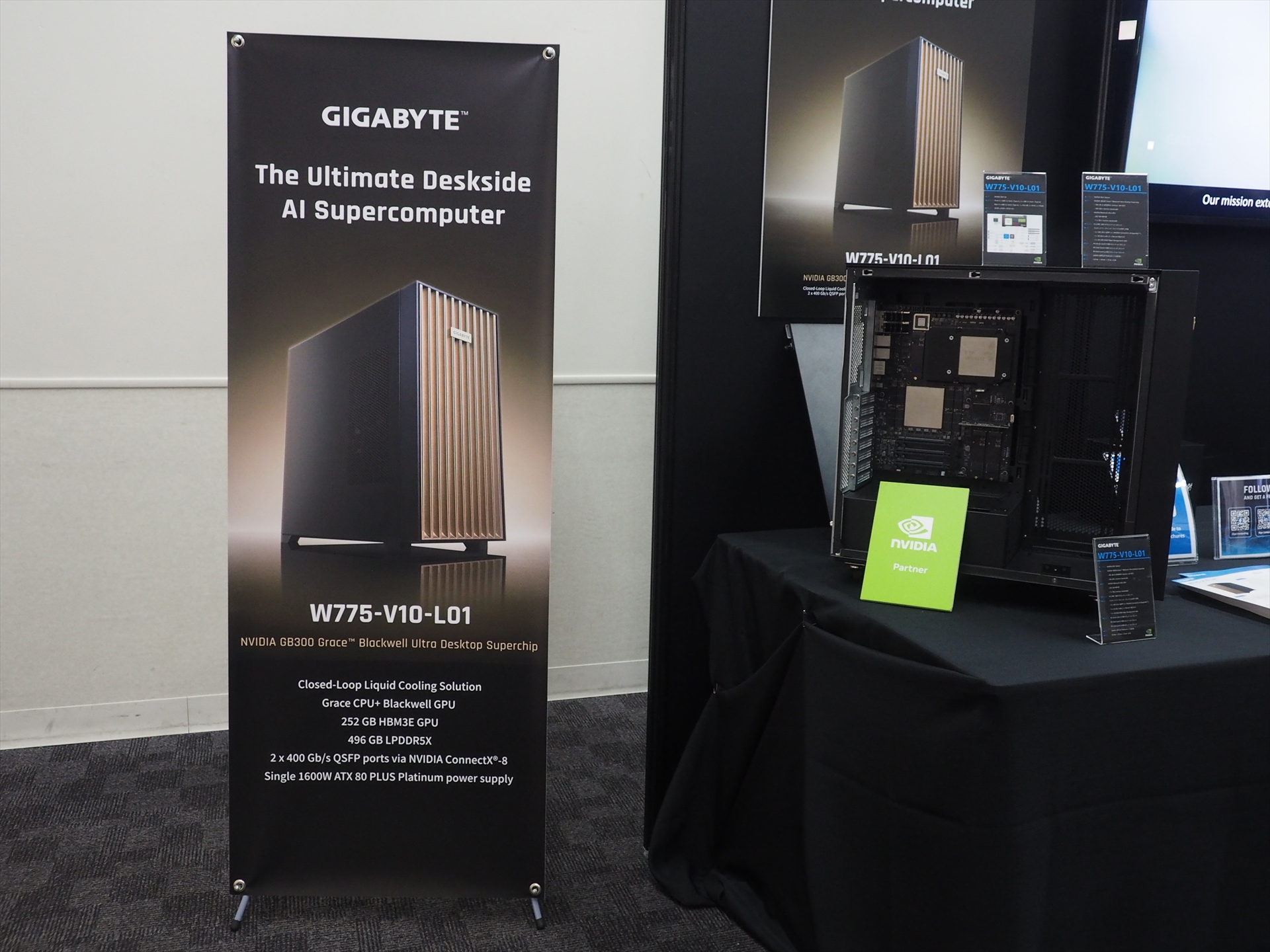 GB300搭載のDGX Station「W775-V10-L01」をアピールしていたGIGABYTEブース