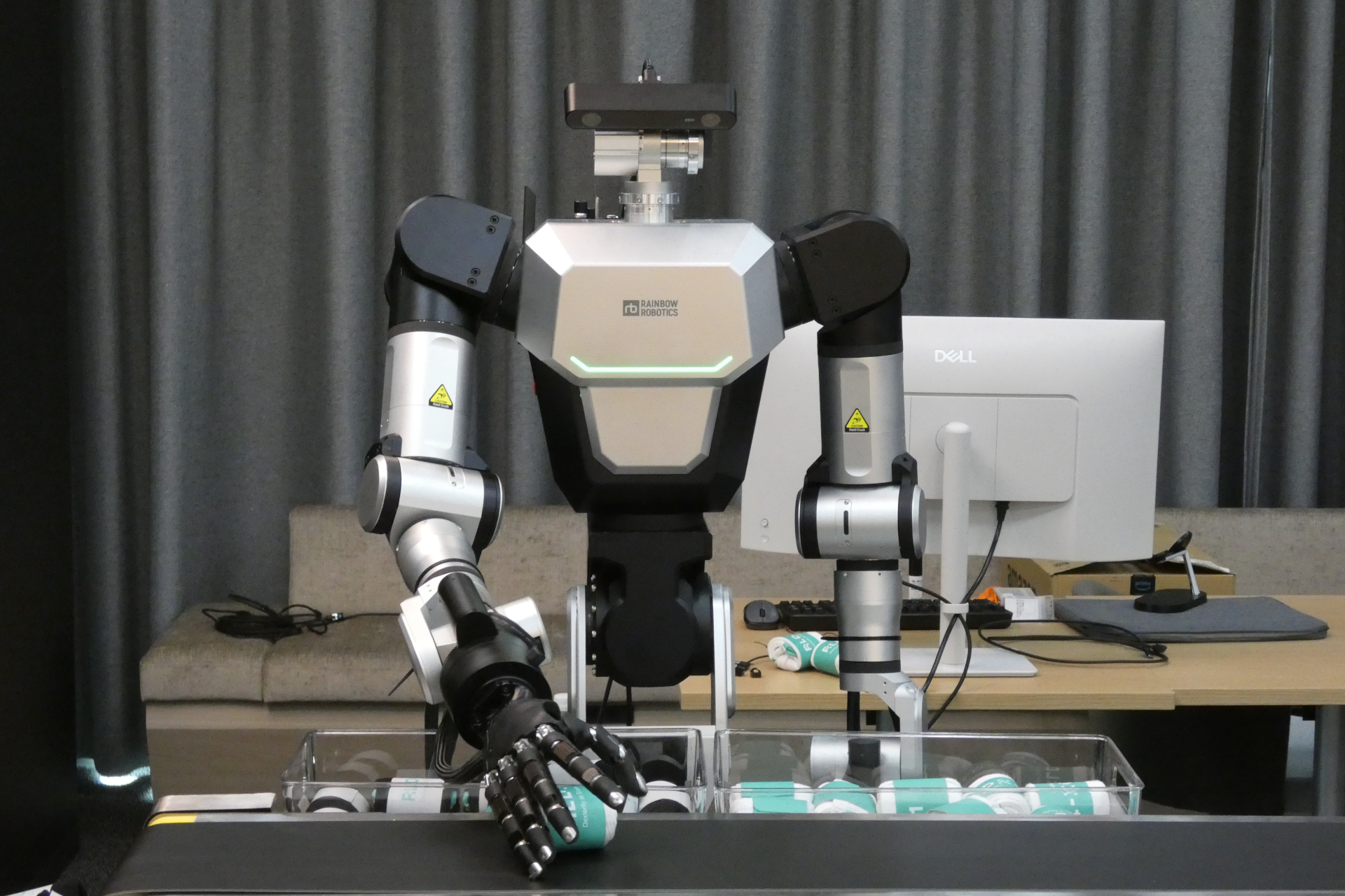 ピックアップして分別するロボット