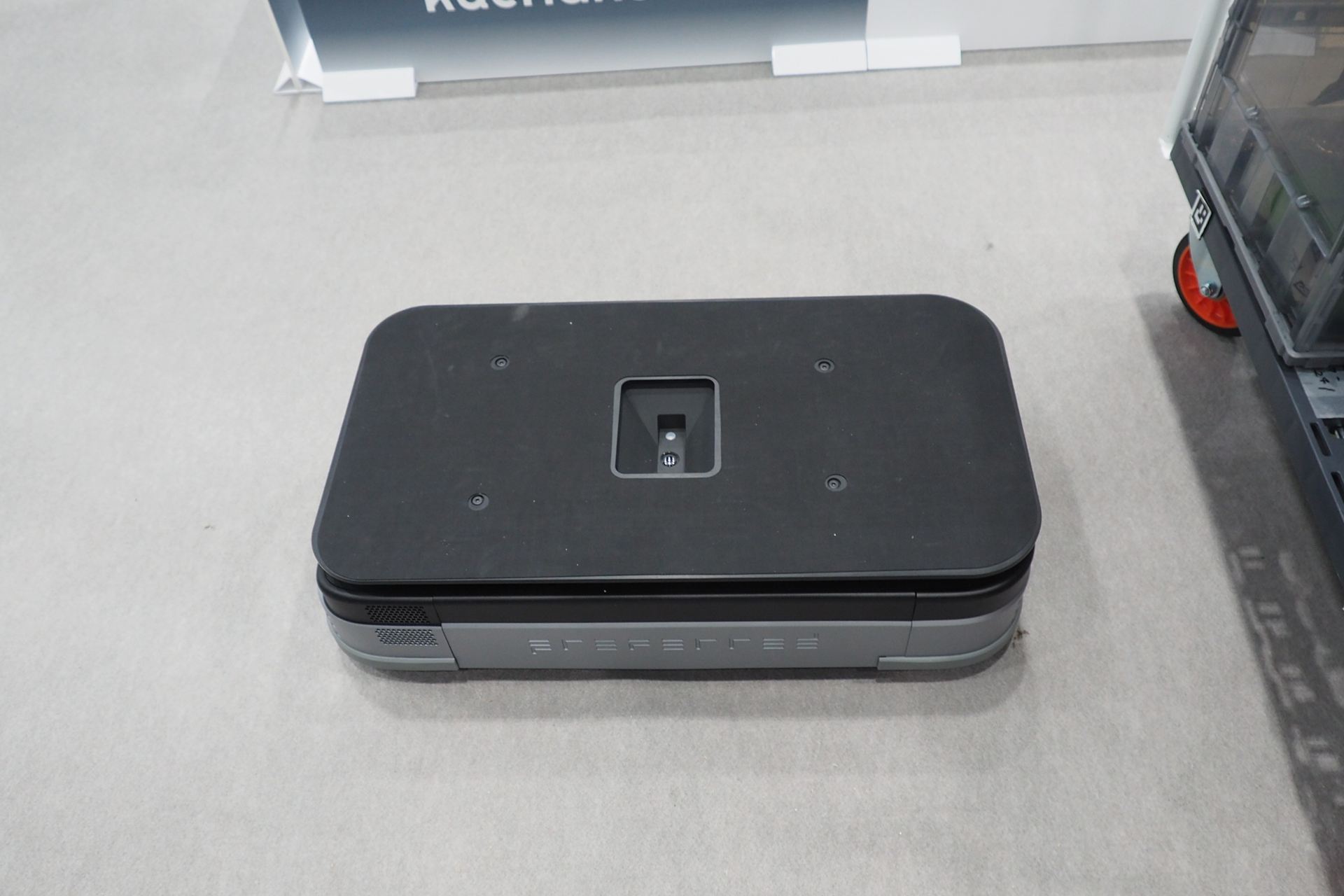 こちらが新製品のカチャカEvo。サイズもかなり大きくなっている