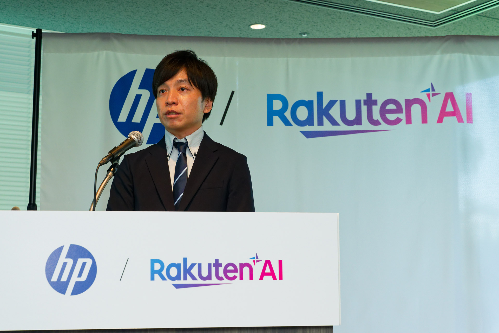Rakuten AI for Desktopのデモンストレーションを行なった楽天グループ AI＆Dataコンサルティング部 ジェネラルマネージャー 水口真氏