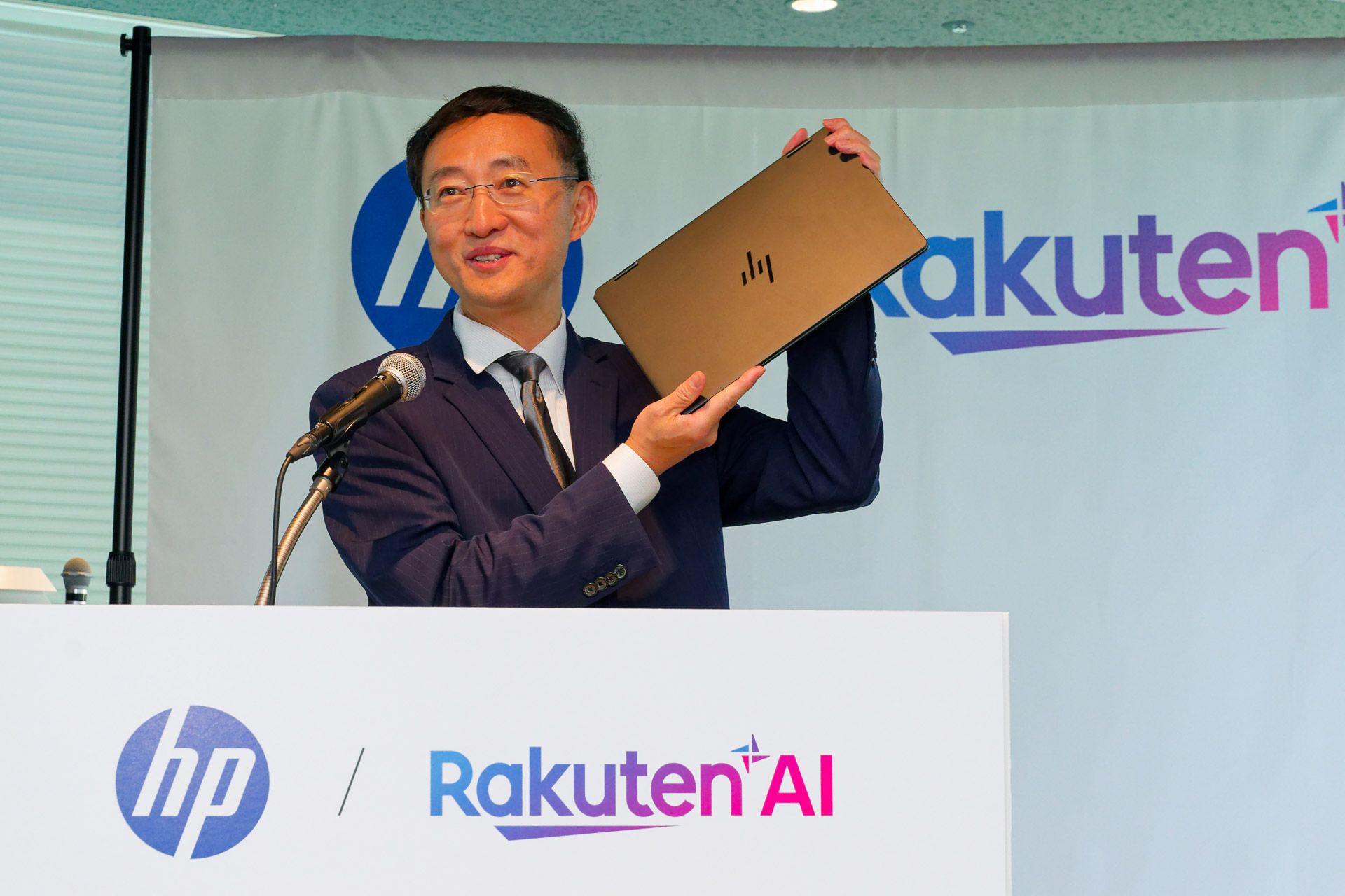 「重要なマイルストーンの始まり」に過ぎないとしつつ「今後もさらに進化していく」と宣言した楽天グループ株式会社 専務執行役員 Group CAIDO（チーフAI＆Dataオフィサー）のティン・ツァイ氏