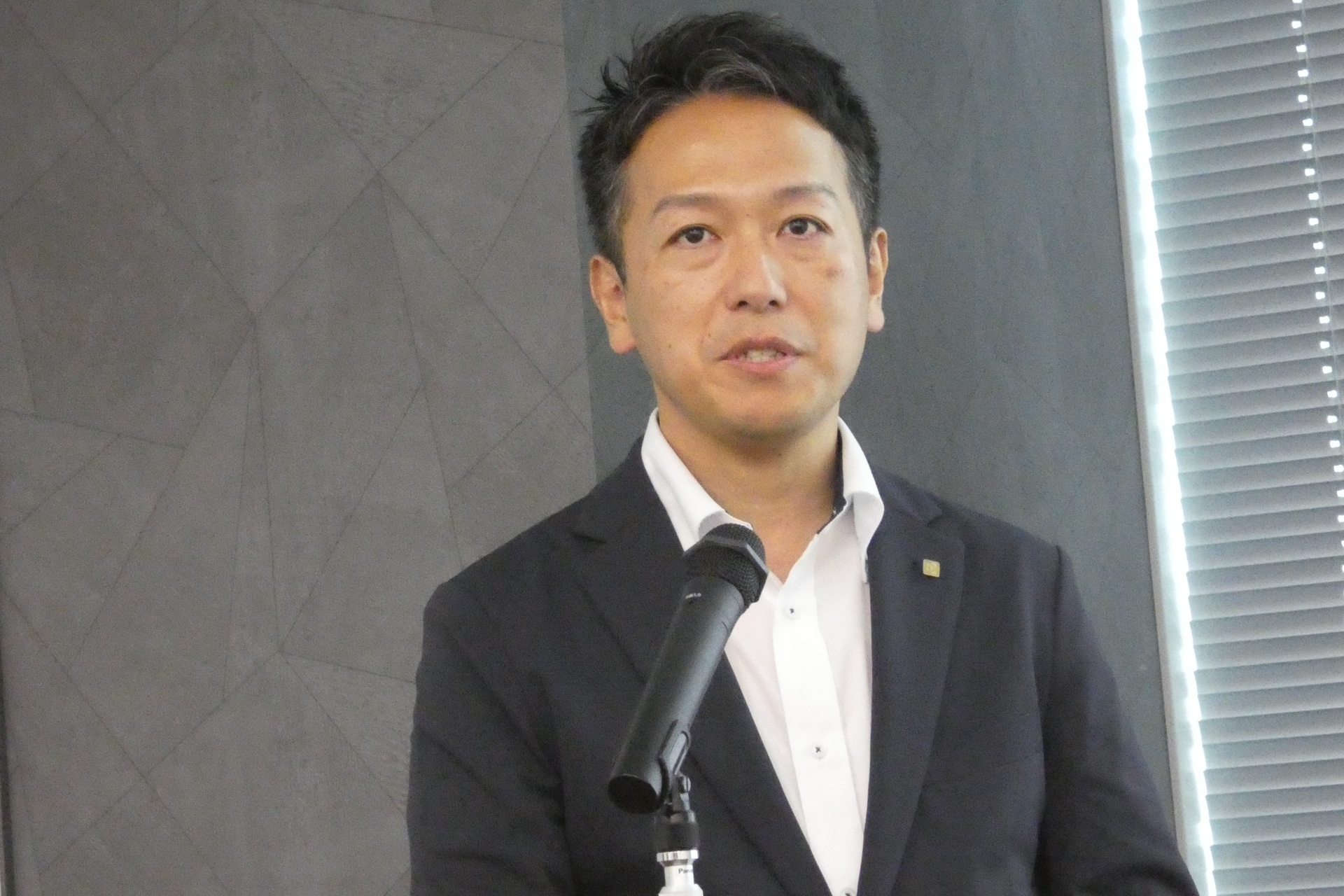 半導体部品セラミック材料事業本部の辻野真広氏