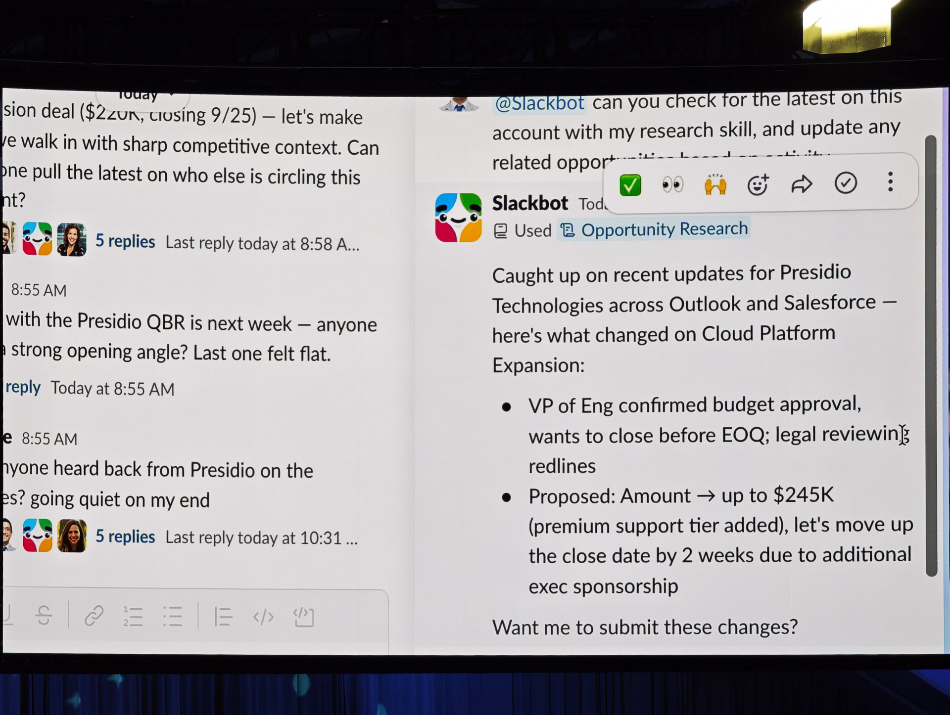 Slackbot in Channelsのデモ。このようにSlackbotがチャンネルの中でチームメンバーと同じように発言をしたりする