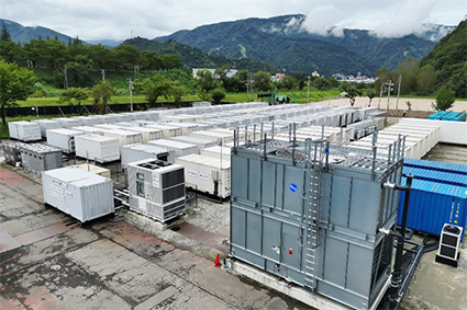 ゲットワークスが新潟県湯沢町に設置したコンテナデータセンター