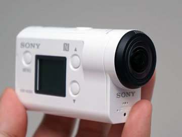 ソニー、空間光学ブレ補正搭載アクションカム。4K&超広角で強力補正