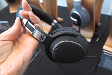 ゼンハイザー、ヘッドフォン「HD 599」やBluetooth+NCの「PXC550
