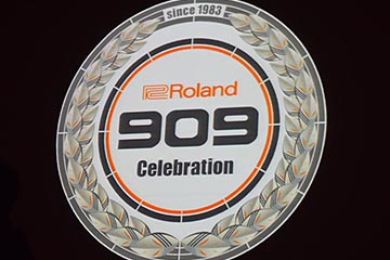 藤本健のDigital Audio Laboratory】80年代ドラムマシン「TR-909」復刻