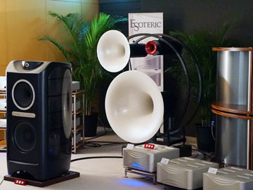 ELACから860万円の超弩級スピーカー。FOCALは58万円の