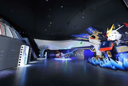 ガンダムフロント東京<Br><span class="fnt-70">(C)創通・サンライズ</span>