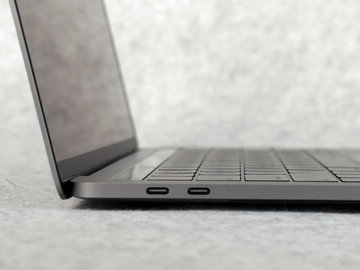 小寺信良の週刊 Electric Zooma!】なにこれチョー捗る! 新MacBookProの