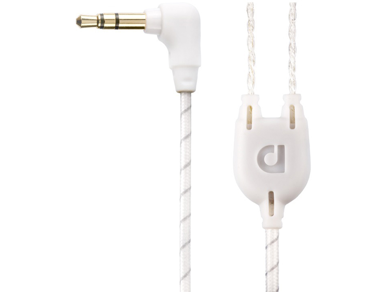 入力プラグはステレオミニ