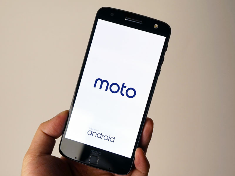 昨年9月に発売開始されたMoto Z