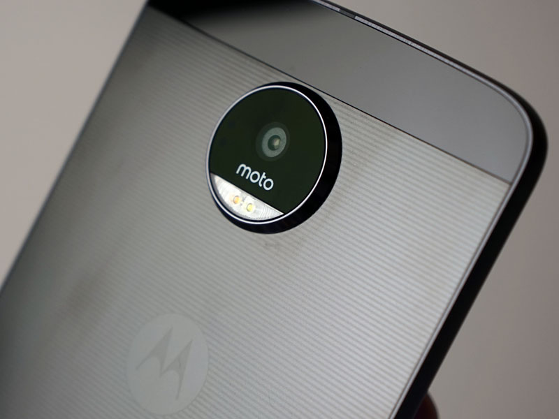 4K動画も撮影できるメインカメラ