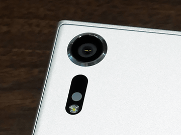 カメラ進化の「Xperia XZs」、960fpsスロー&先読み撮影。ソフトバンク