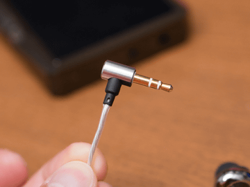 レビュー】高音質とエレガントを両立、beyerのテスラ