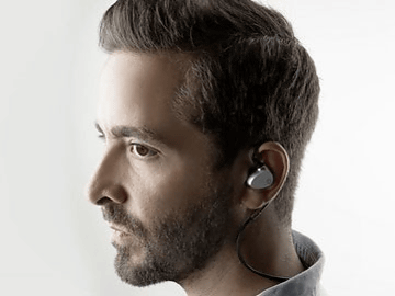 EOZ、人間工学に基づいた12,800円Bluetoothイヤフォン「One