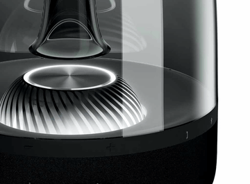 スモーク仕上げになったHarman Kardonスケルトンスピーカー「AURA