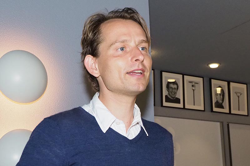 デザイナーのオイヴィン・スロット氏