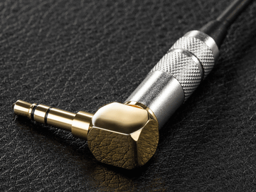 HIFIMAN、振動板に幾何学模様のメッキを施した最上位イヤフォン