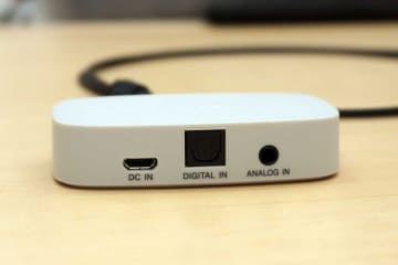 ソニー、震える“肩のせ”スピーカー。2.5万円で「音に包まれるような