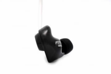 FitEarのユニバーサルイヤフォン「FitEar Universal」。実売