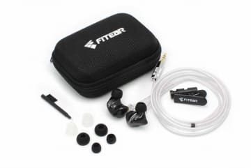 FitEarのユニバーサルイヤフォン「FitEar Universal」。実売73,000円