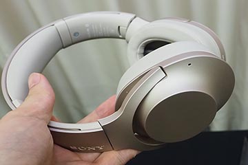 ソニー、オンイヤーも加わったヘッドフォン「h.ear」。新たな5色