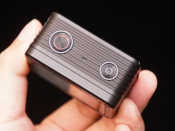 超小型高画質／防水耐衝撃／スマホ転送可／本体給電可　SONY RX0 RX0(DSC-RX0) | デジタルスチルカメラ Cyber-shot サイバーショット