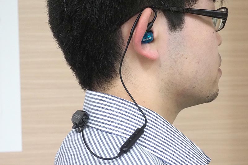 SE215 SPE Wirelessの装着例