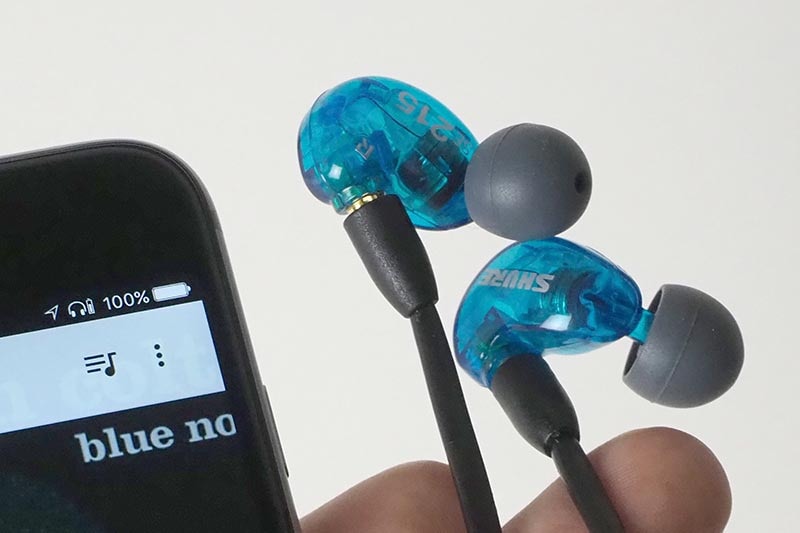 スマホ接続時の画面でもイヤフォンのバッテリ残量が分かる