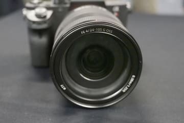 4K HDR動画対応の「α7R III」。AF追従強化、デュアルスロット。24