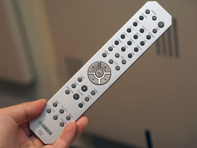 付属のリモコン