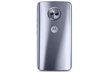 モトローラ、デュアルカメラのスマホ「Moto X4」と、Moto Z用360