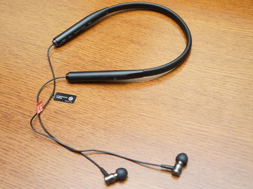 JVC、K2技術でBluetoothをハイレゾ相当に変換するヘッドフォン