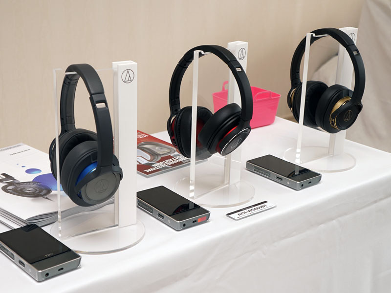 Bluetoothヘッドフォンの新モデルも紹介