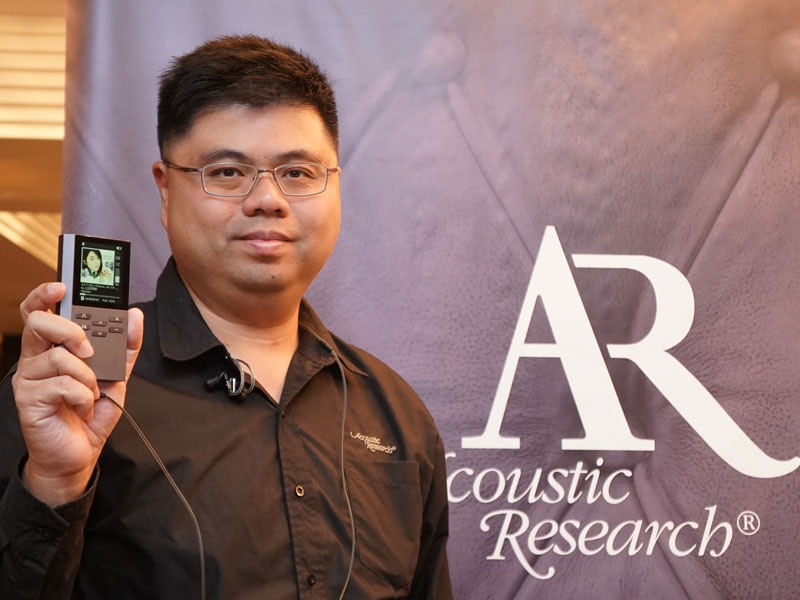「AR-M200」を開発したAlex Li氏