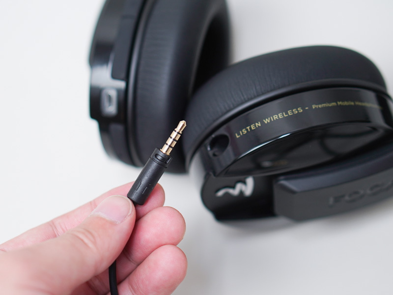 有線接続にも対応する